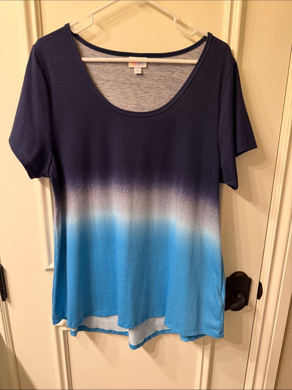 LuLaRoe Women's Ombre Classic Tee - Navy & Turquoise